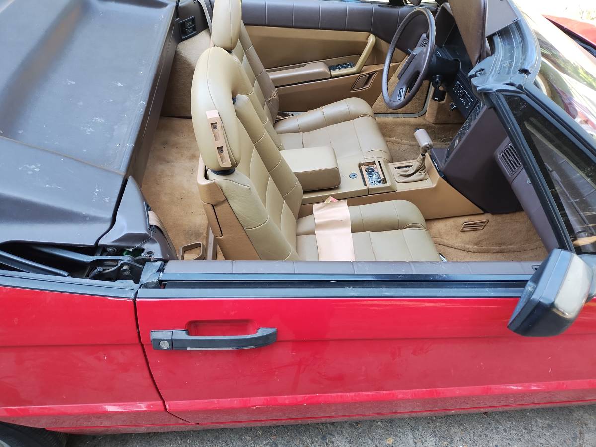 Cadillac-allante-convertible-1988-red-6