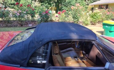 Cadillac-allante-convertible-1988-red-9