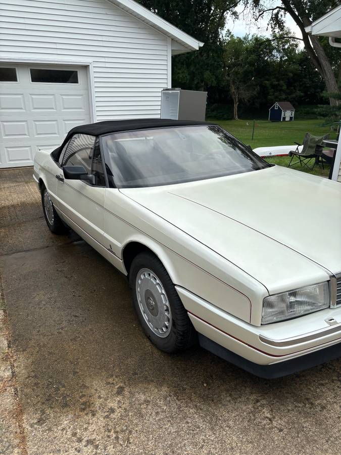 Cadillac-allante-convertible-1990-9