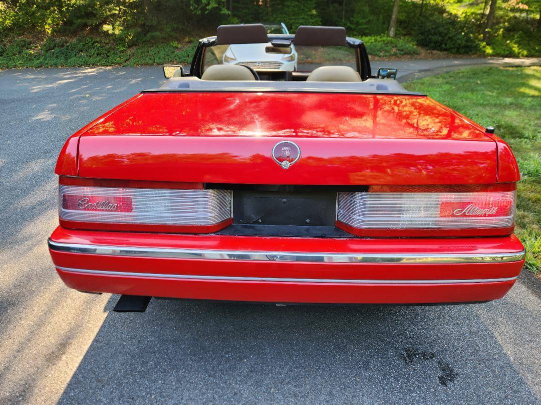 Cadillac-allente-1989-red-2