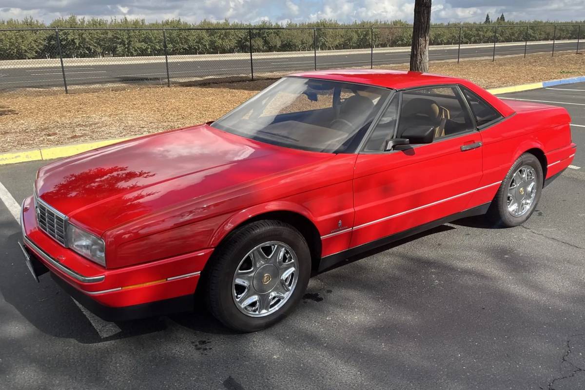Cadillac-allente-1989-red-6