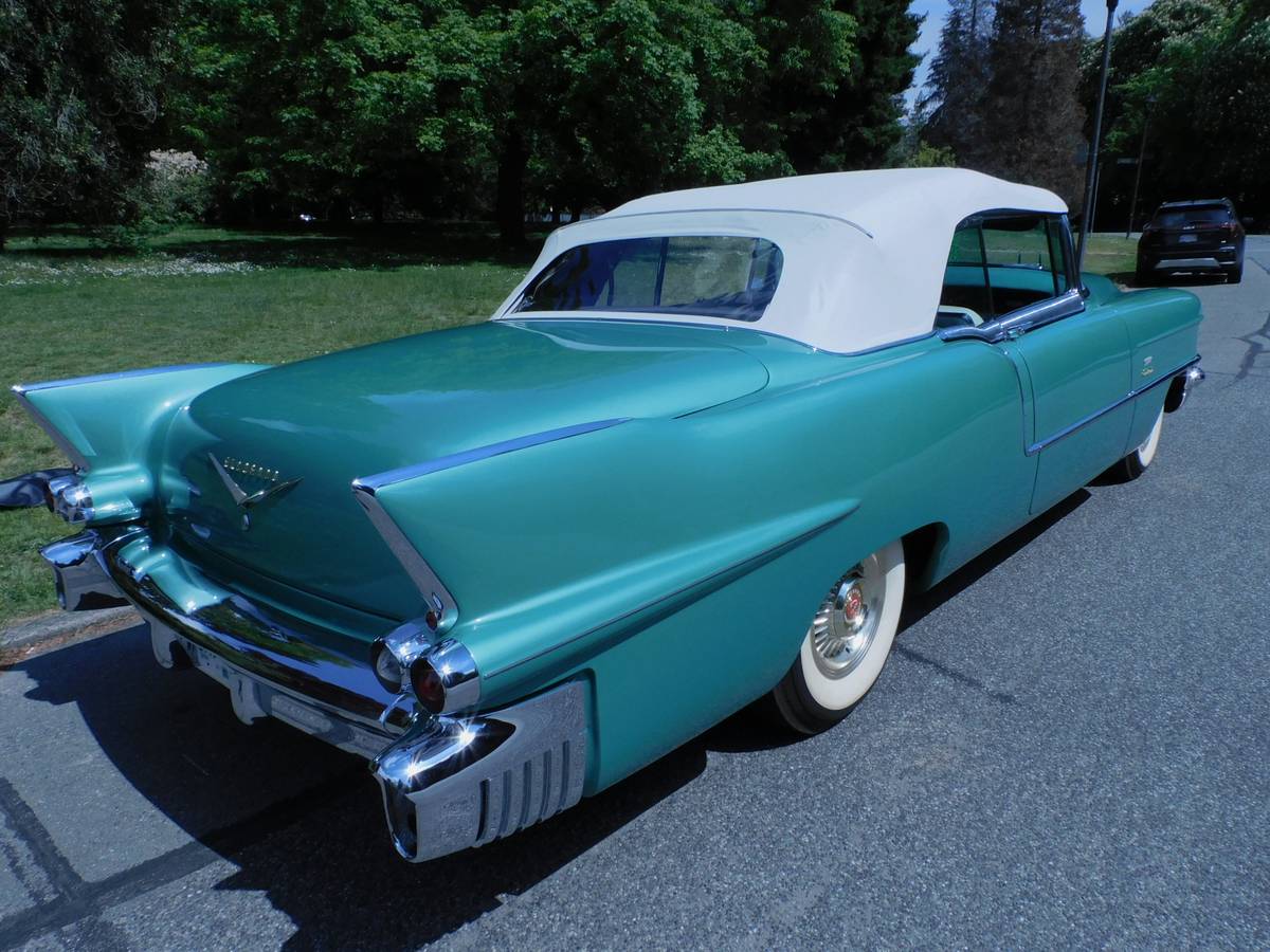 Cadillac-barritz-convertible-1956-green-1