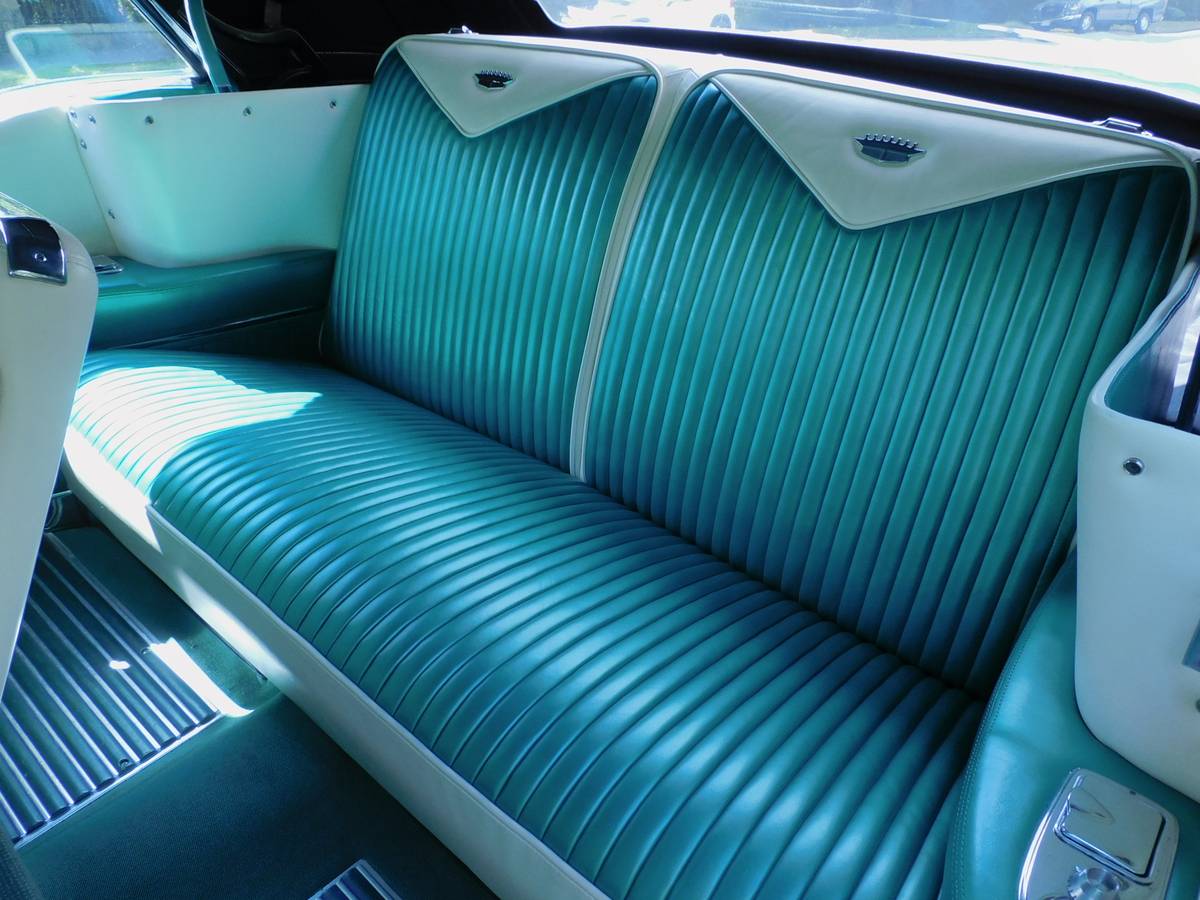 Cadillac-barritz-convertible-1956-green-14