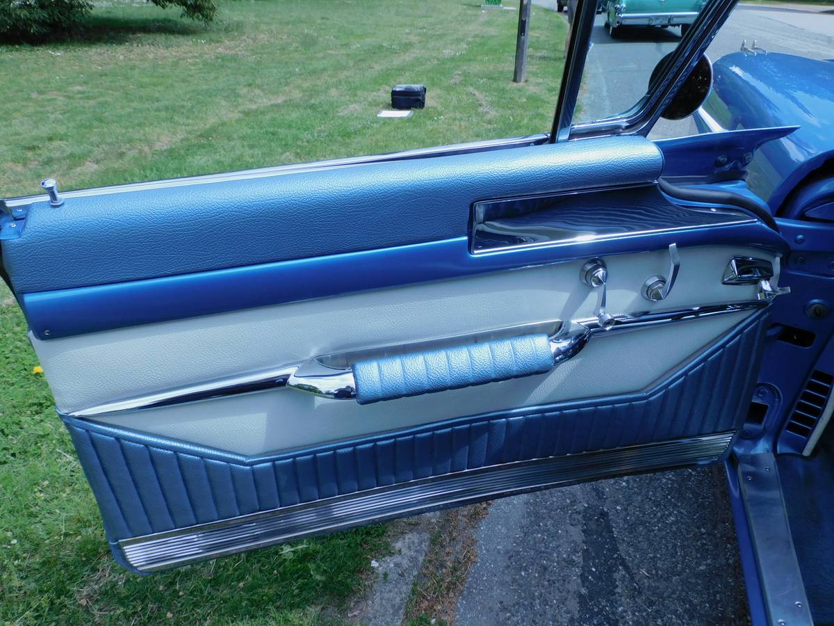 Cadillac-barritz-convertible-1957-blue-15