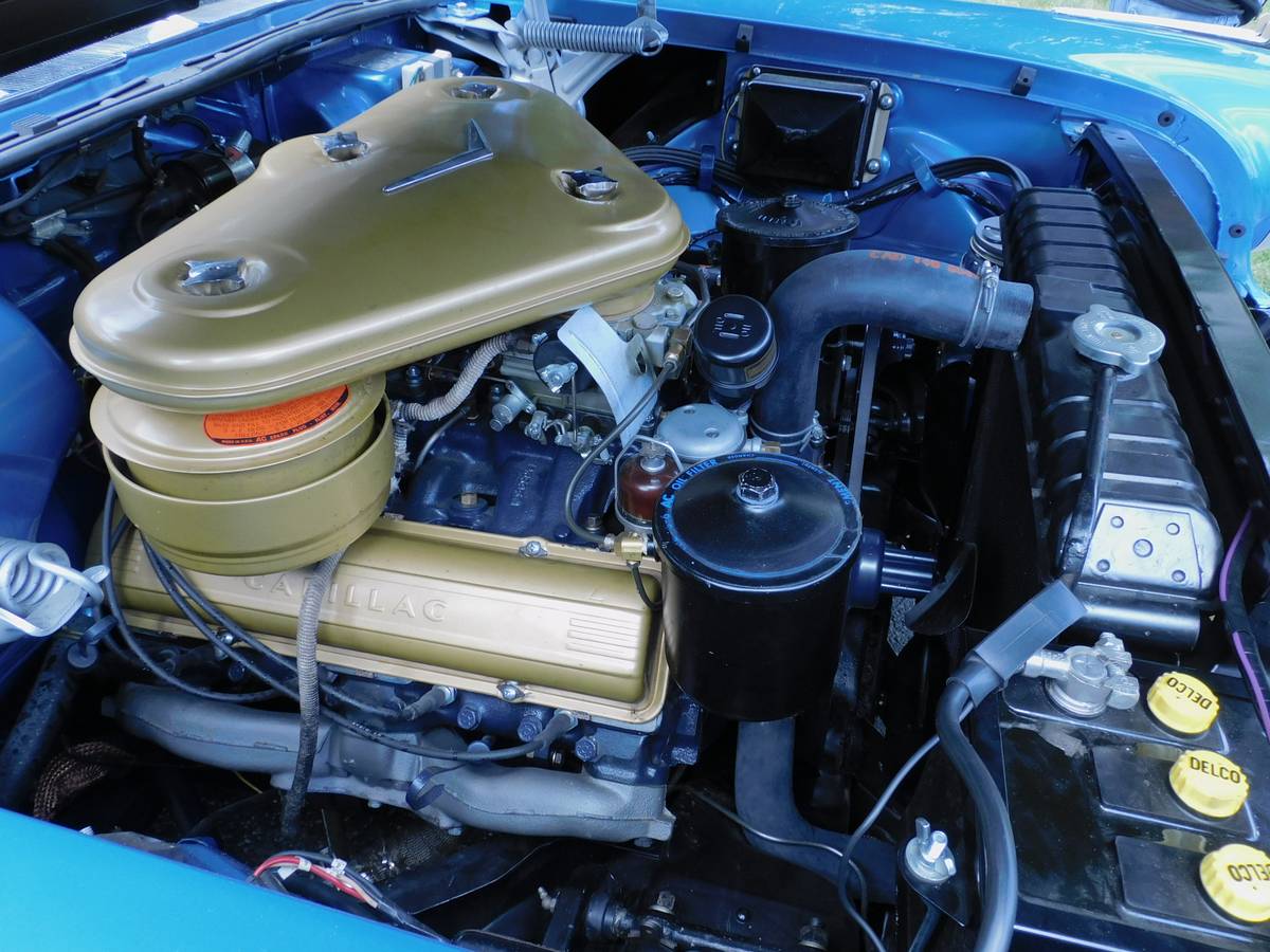 Cadillac-barritz-convertible-1957-blue-4