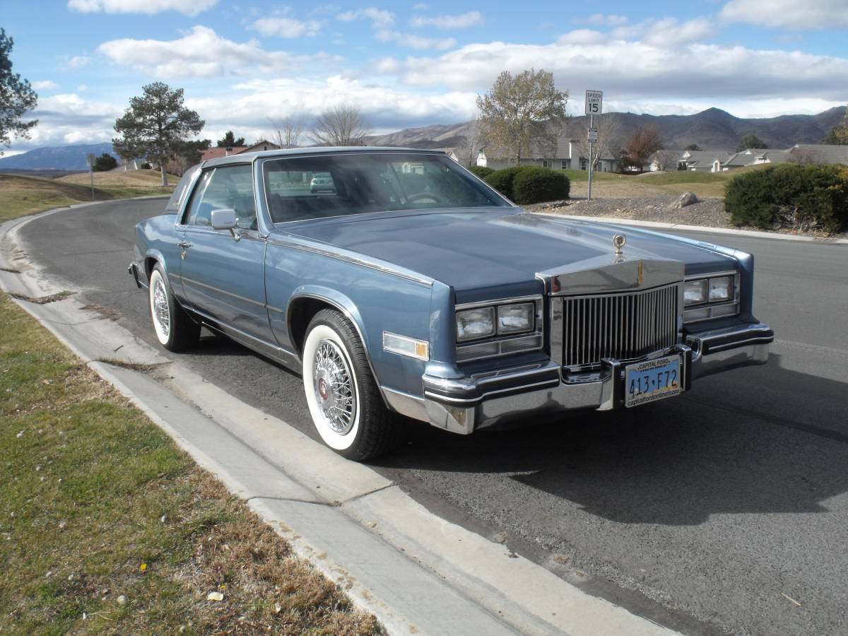 Cadillac-biarritz-1985-blue-1