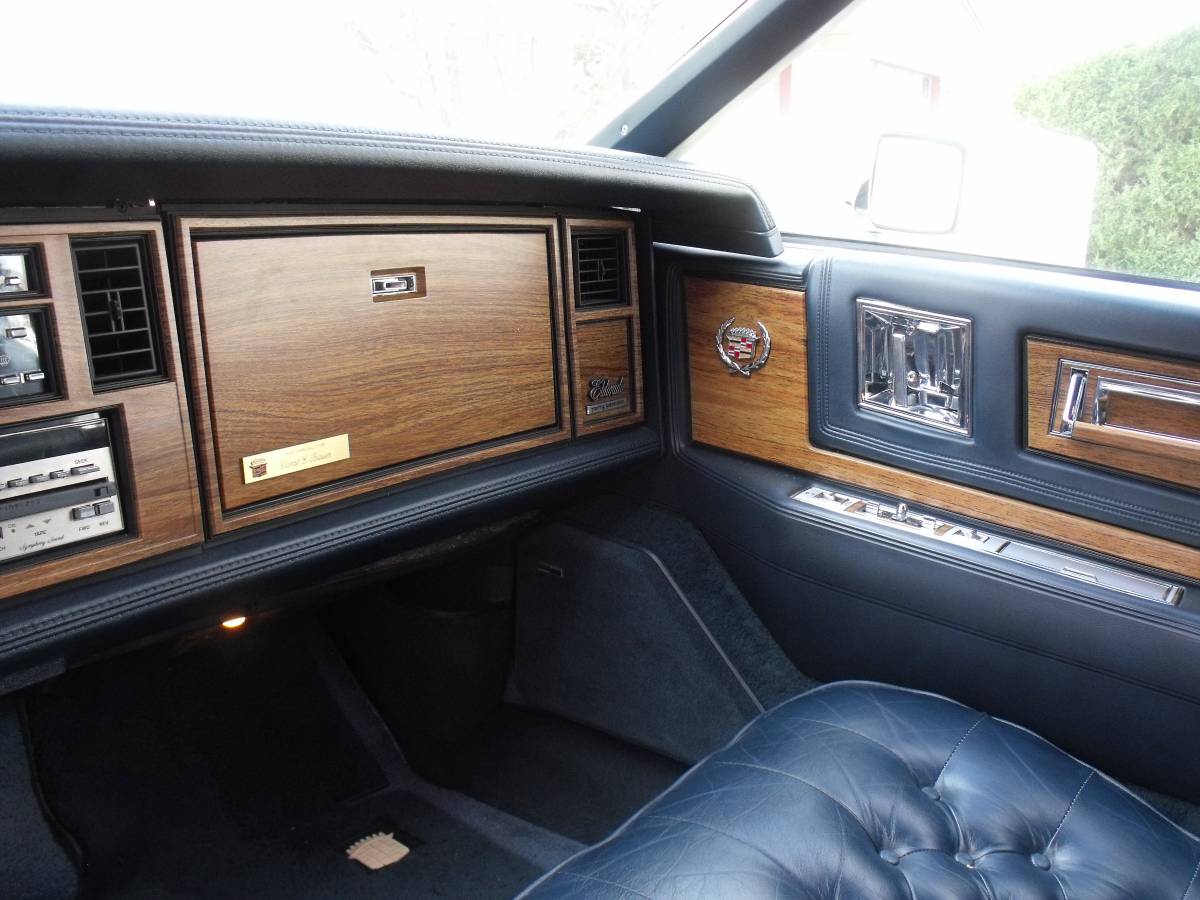 Cadillac-biarritz-1985-blue-11
