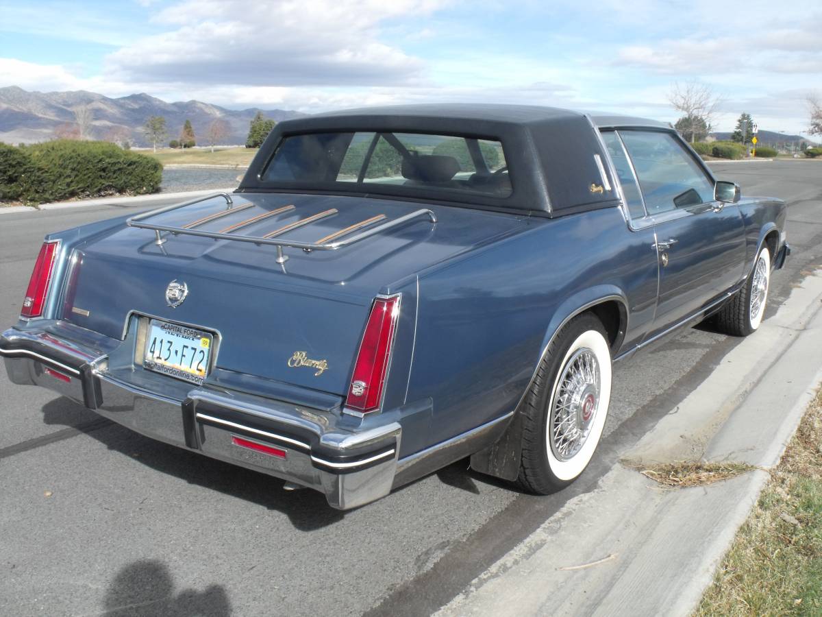 Cadillac-biarritz-1985-blue-2