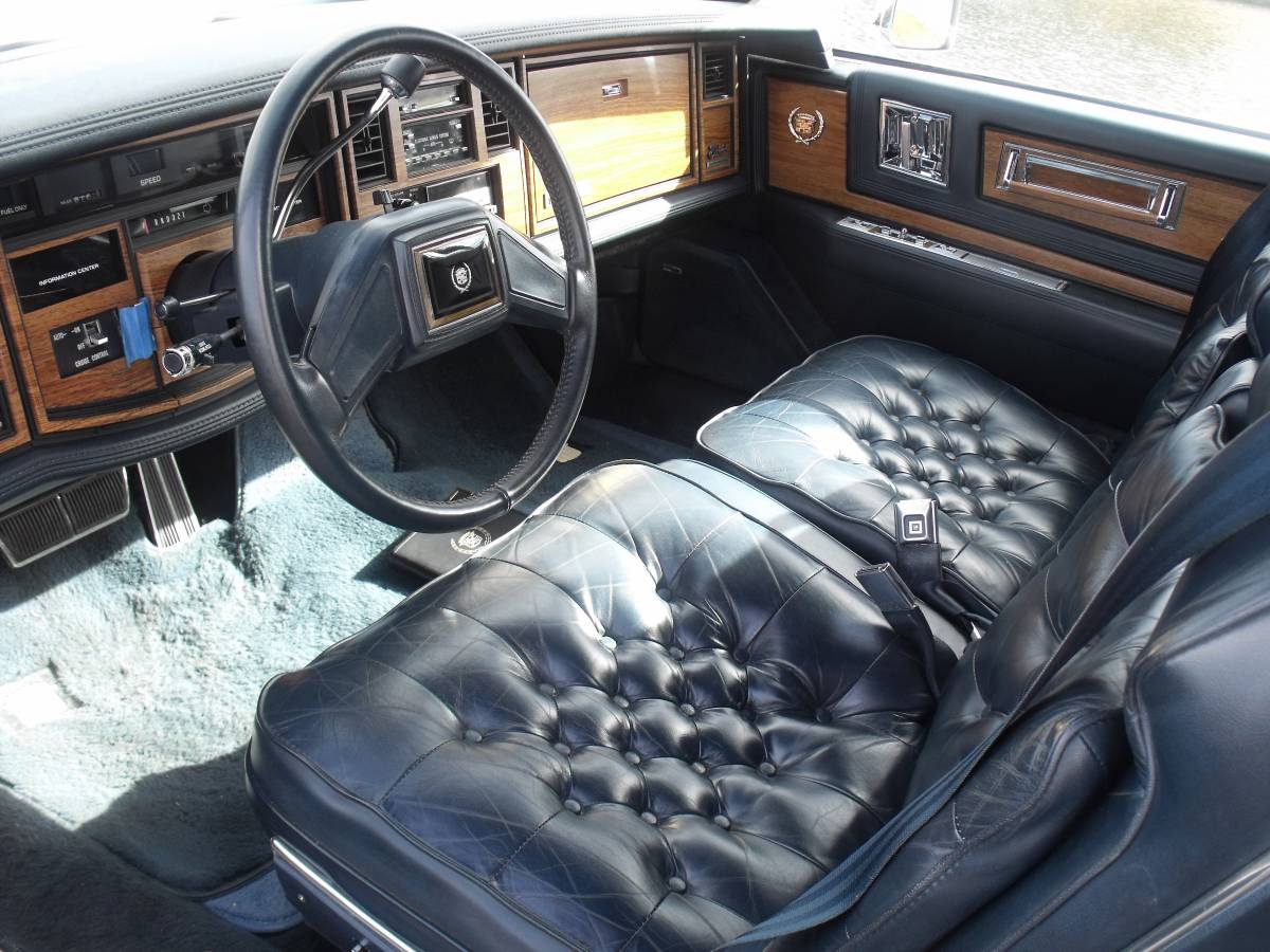 Cadillac-biarritz-1985-blue-8