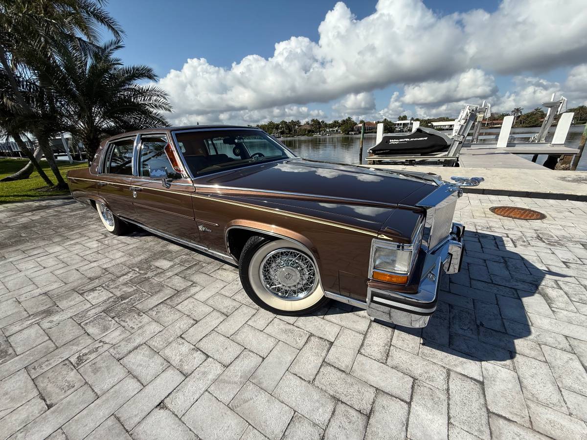 Cadillac-brougham-1987-brown-10