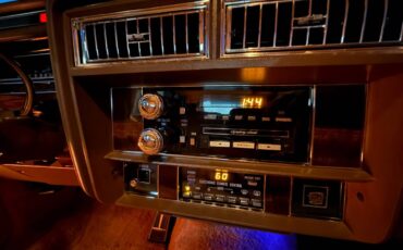Cadillac-brougham-1987-brown-16