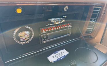 Cadillac-brougham-1987-brown-17