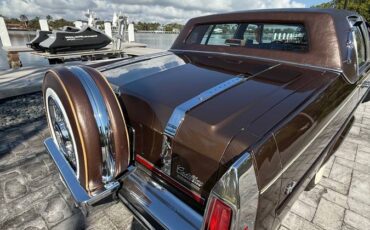 Cadillac-brougham-1987-brown-4