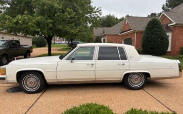Cadillac-brougham-1987-white-2