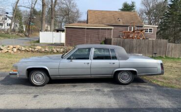 Cadillac-brougham-1988-silver-1
