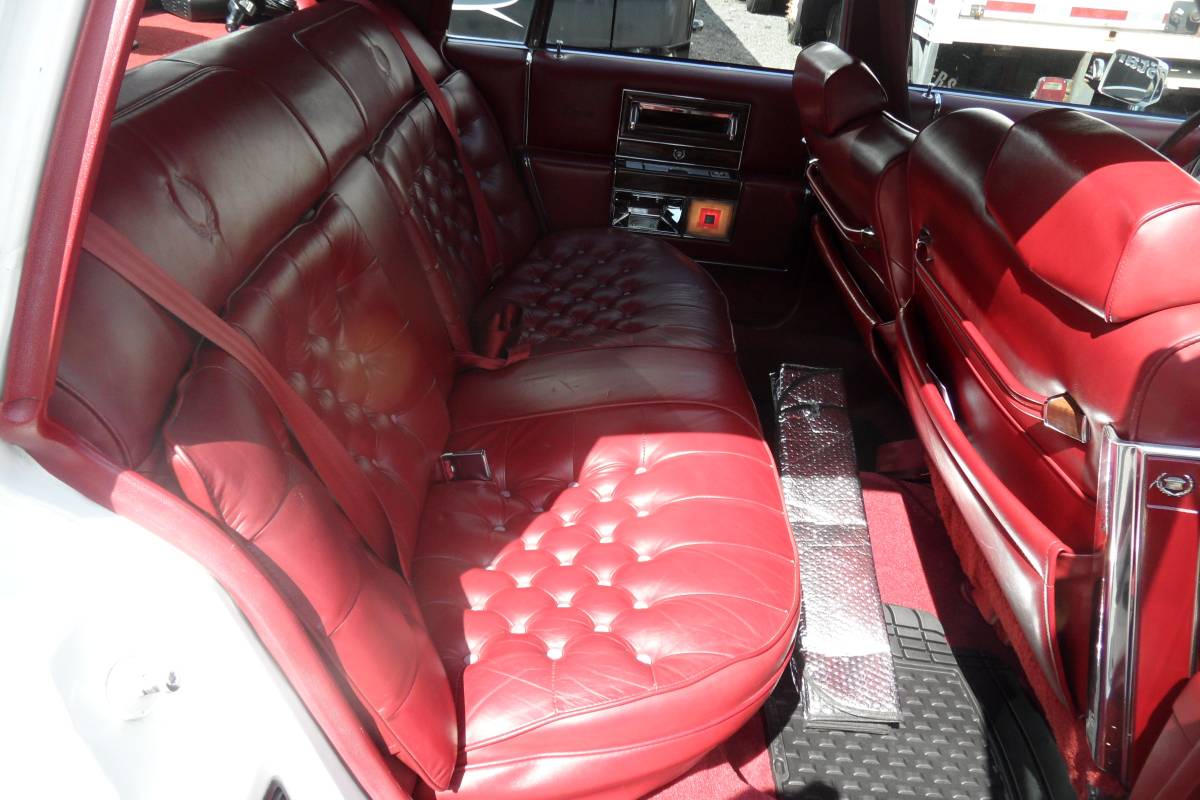 Cadillac-brougham-1989-white-20