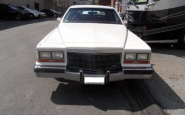 Cadillac-brougham-1989-white