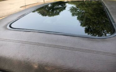 Cadillac-brougham-1992-custom-1