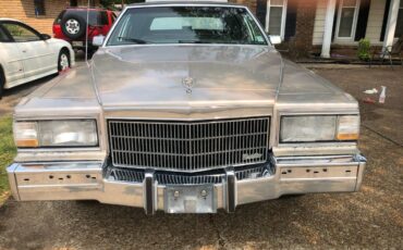 Cadillac-brougham-1992-custom-10