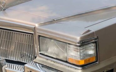 Cadillac-brougham-1992-custom-7