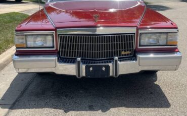 Cadillac-brougham-delegance-1991-10