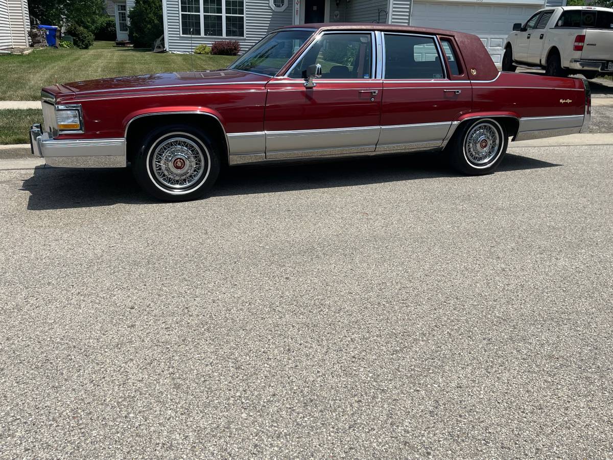 Cadillac-brougham-delegance-1991-9