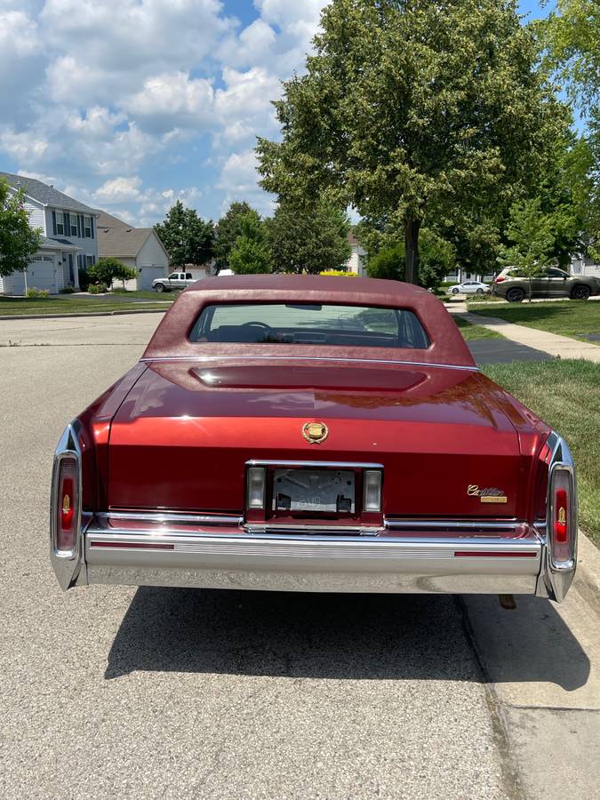 Cadillac-brougham-delegance-1991
