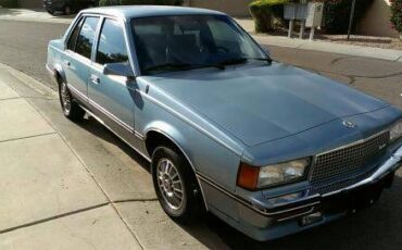 Cadillac-cimarron-1983-blue-21