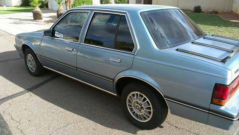Cadillac-cimarron-1983-blue-7