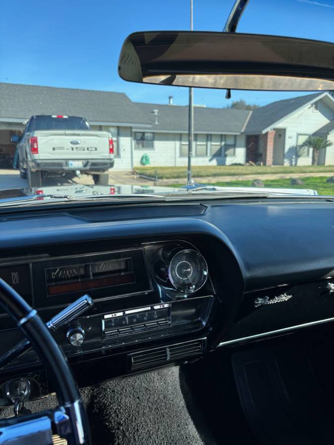 Cadillac-convertible-1963-black-11