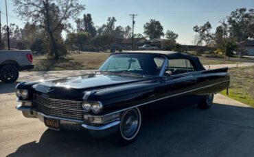 Cadillac-convertible-1963-black-9