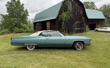 Cadillac-convertible-1969-blue