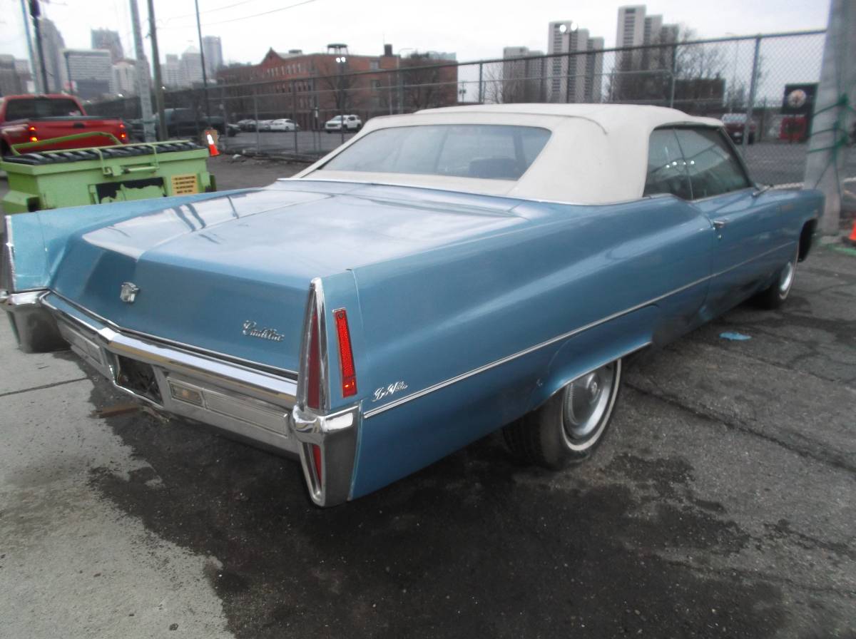 Cadillac-convertible-1970-blue-2