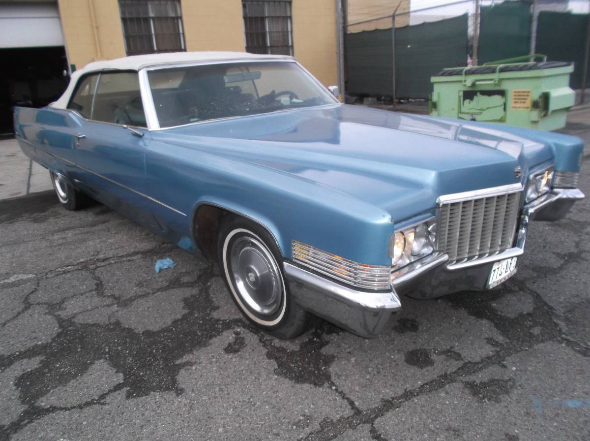 Cadillac-convertible-1970-blue
