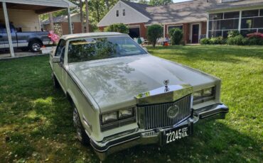 Cadillac-convertible-1984-white-3