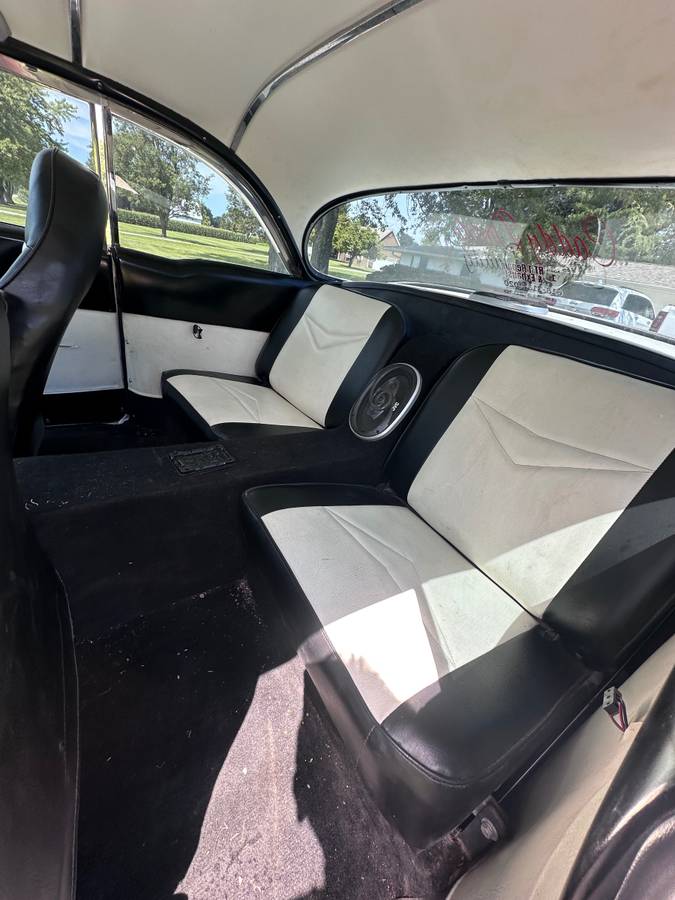 Cadillac-coupe-deville-1955-5