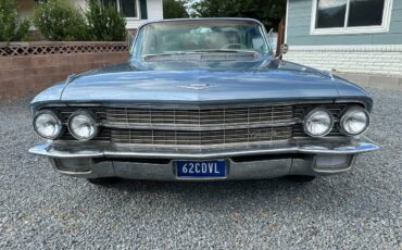 Cadillac-coupe-deville-1962-blue-1