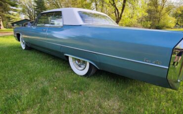 Cadillac-coupe-deville-1966-3