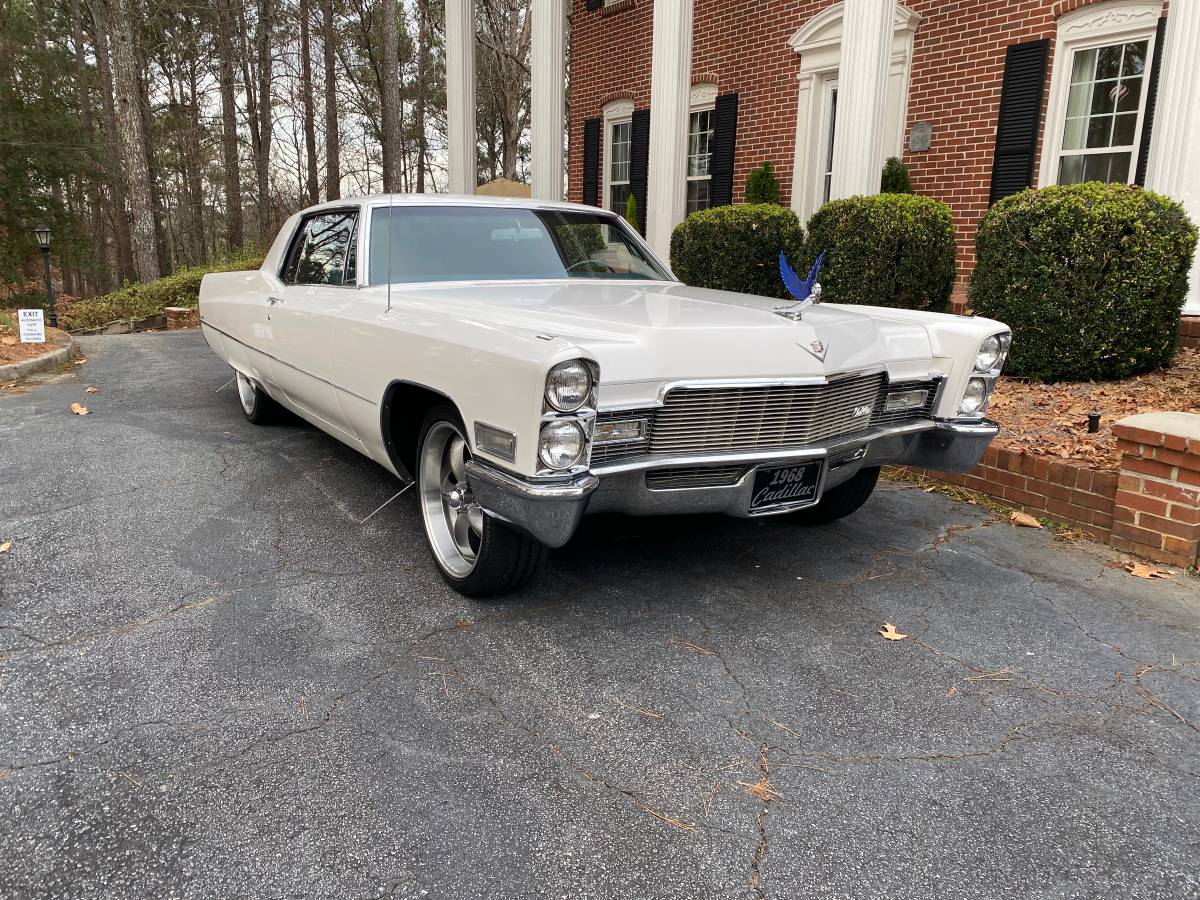 Cadillac-coupe-deville-1968-white-9