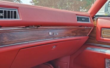 Cadillac-coupe-deville-1976-grey-12