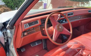 Cadillac-coupe-deville-1976-grey-21
