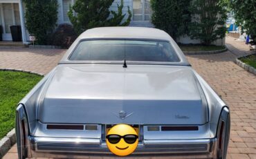 Cadillac-coupe-deville-1976-grey-8