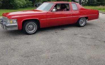 Cadillac-coupe-deville-1977-red