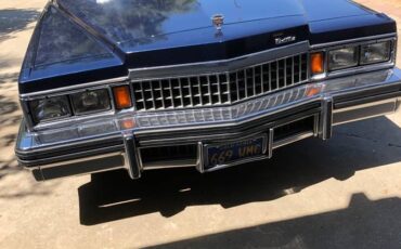 Cadillac-coupe-deville-1979-blue-14