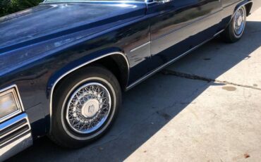 Cadillac-coupe-deville-1979-blue