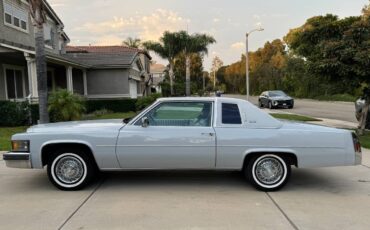 Cadillac-coupe-deville-1979-grey-1
