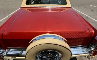 Cadillac-coupe-deville-1983-2