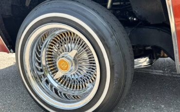 Cadillac-coupe-deville-1983-5