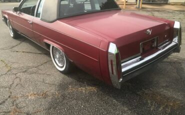 Cadillac-coupe-deville-1984-5