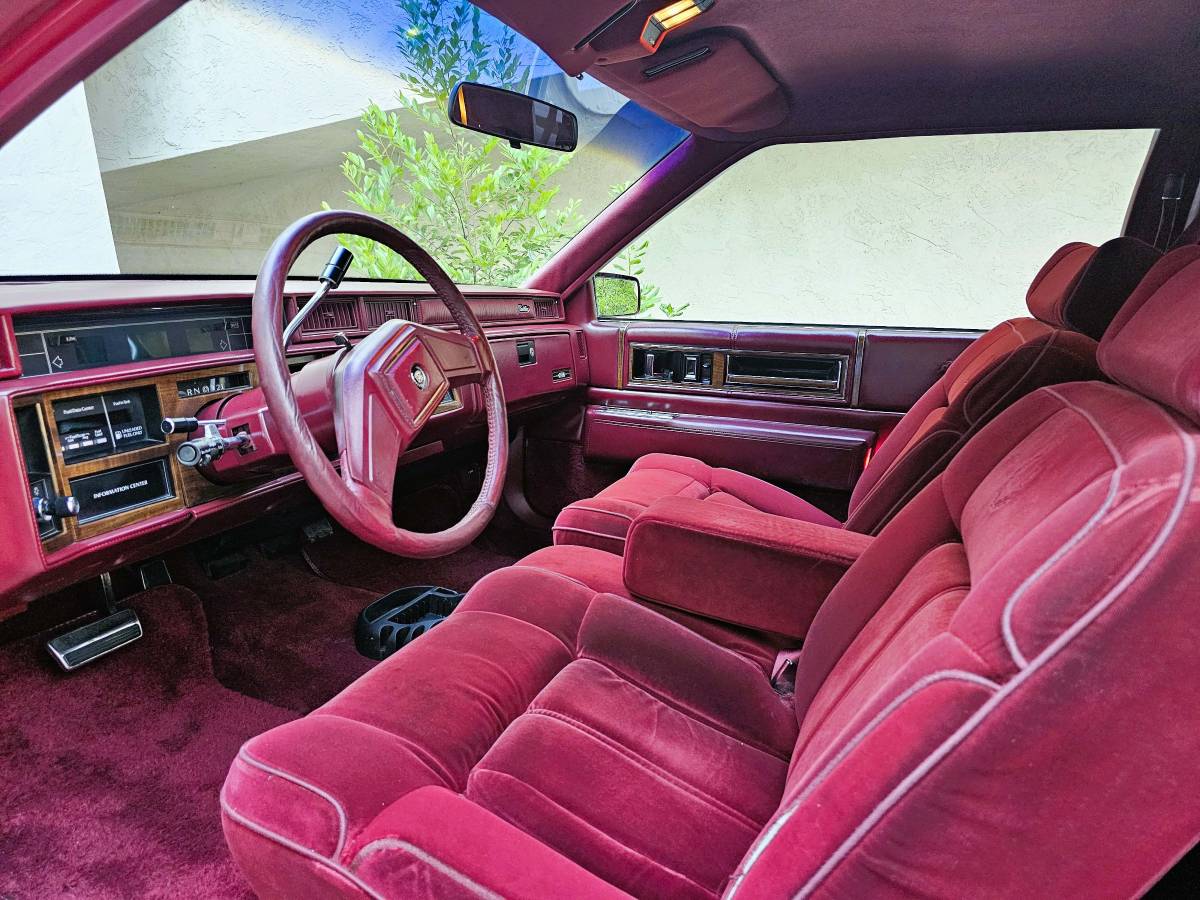Cadillac-coupe-deville-1989-red-13